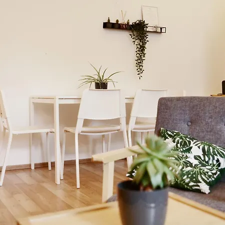 Hostel Schoendorf - Virtual Reception Bratislava