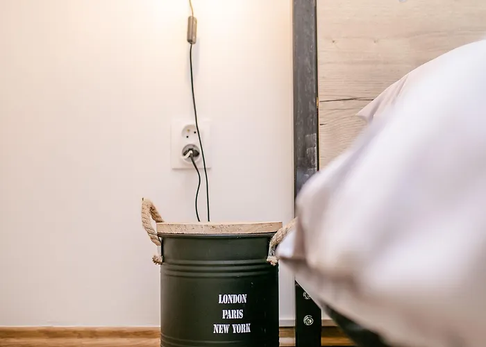 Schoendorf - Virtual Reception Hostel *