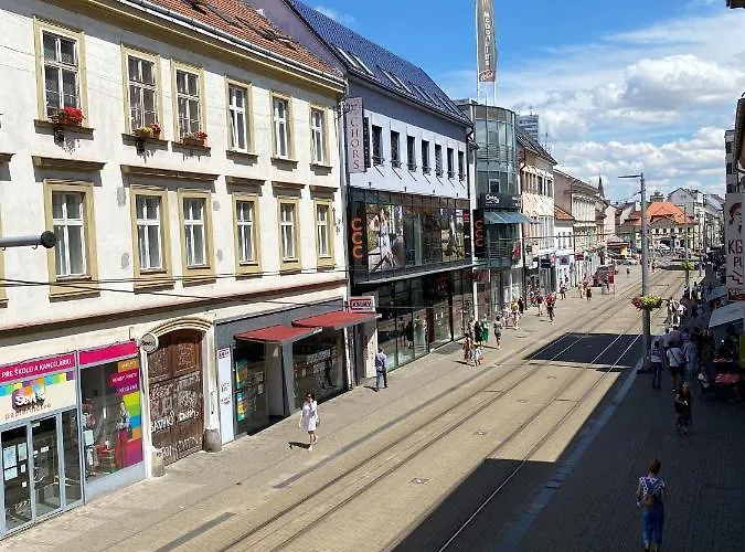 Schoendorf - Virtual Reception Hostel Bratysława