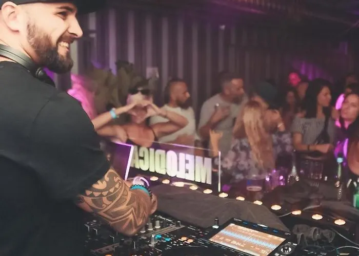 Schoendorf - Virtual Reception Hostel *