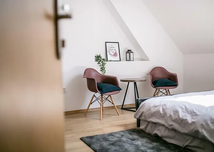 Schoendorf - Virtual Reception Hostel Bratysława