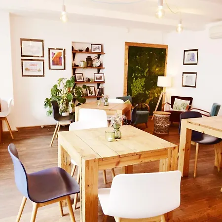 Hostel Schoendorf - Virtual Reception Μπρατισλάβα